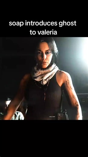Soap Presents Ghost to Valeria in Call of Duty