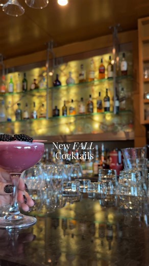 Indulge in our new Fall Cocktail Menu at Barrique & Java — where warm spices, seasonal fruits, and artisanal spirits come together in every sip 🍂 From cozy blends like the spiced berry mule and velvety horizon, each handcrafted cocktail is made to savour. #sparklinghillresort #fallcocktails #okanaganeats #falldrink #visitokanagan #luxurygetaway #resortdining #hotelbar | Sparkling Hill Resort & Spa