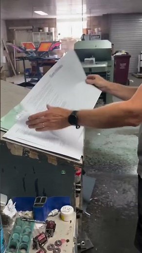 Como funciona a Impressão em uma Offset Bicolor?