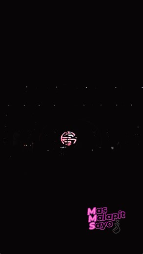 Mga sandaling hindi malilimutan mula sa 𝐅𝐫𝐞𝐞 𝐂𝐨𝐧𝐜𝐞𝐫𝐭 ng 𝐒𝐢𝐥𝐞𝐧𝐭 𝐒𝐚𝐧𝐜𝐭𝐮𝐚𝐫𝐲! Isang dagat ng ilaw, awitan, at saya ang bumalot sa Mabalacat sa ikatlong araw ng 𝐁𝐚𝐥𝐚𝐜𝐚𝐭 𝐅𝐞𝐬𝐭𝐢𝐯𝐚𝐥 𝟐𝟎𝟐𝟔 Ito ang diwa ng pista—pagkakaisa, musika, at pusong sabay-sabay na tumitibok para sa ating lungsod. 🎶 MARAMING SALAMAT po sa ATING MAPAGMAHAL na #MAYORGELDAQUINO 🎊🎉🩷🫰 Hon. Marjorie M. Sambo City Councilor | Marjorie M. Sambo MMS