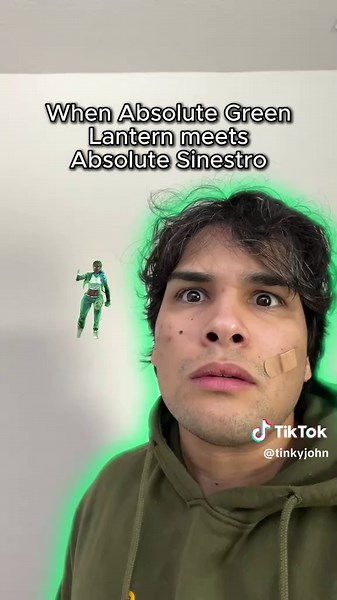Absolute Green Lantern vs. Absolute Sinestro in DC Comics