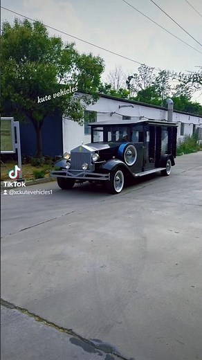 This elegant black funeral car features,perfect for honoring the life of loved one.