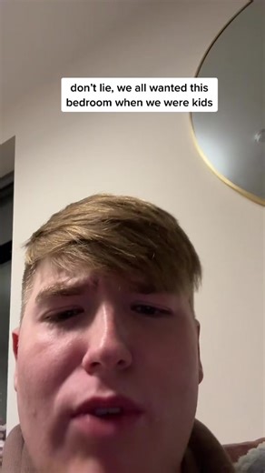 Transform Your Space with an iCarly-Inspired Bedroom Makeover