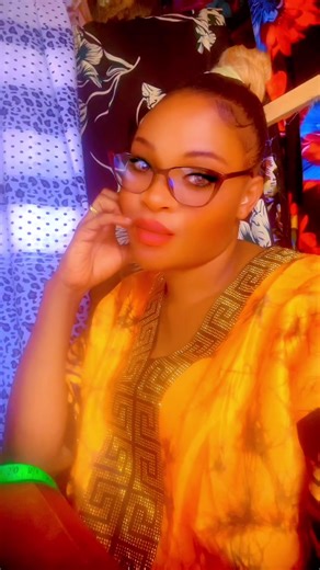 Vidéos de Mama princess tailor (@mamaprincesstailor) avec original sound - Bill Brainer