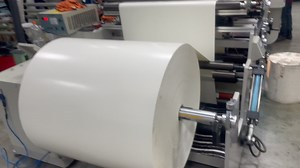 🎥 [On-Site in Dubai] Installation & Multi-Design Printing Test – 5-Color Flexo Paper Cup Printing Machine Our engineers from Wenzhou Henghao Machinery Co., Ltd. successfully completed on-site installation, debugging, and operator training for our Dubai customer’s new 5-color flexographic paper cup printing machine! 🛠️🌍 📌 This is a roll-to-roll printing machine, designed to print customized graphics on paper rolls before they are converted into paper cups — ensuring vibrant, high-quality prin