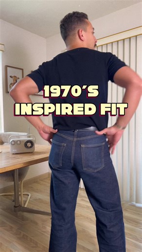 Embrace the 70s Style: Retro and Dadcore Fashion