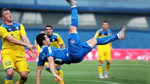 Video: Dinamo Zagreb's Armin Hodzic scores one of the best bicycle kick goals ever