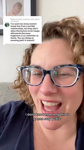 Amber Estenson on Instagram: "#healing after #divorce is so tricky. Inspired by @hungermama’s “messy middle parts” post the other day (a lovely friend of mine from college 🥰) we often see everyone’s “tada“ moments, but we never really see the messy middle part as to how we got there! Healing is messy. Recovery is messy. Grief is messy! And it’s certainly not linear! #grief #therapy #positivity #positivevibes #goals #newyear #feelings #happiness"