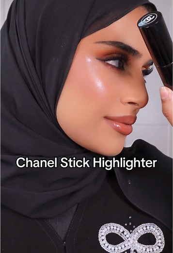 Chanel Stick Highlighter Review and Application Guide