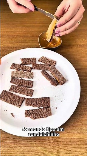 Chocolate wafer with 3 ingredients