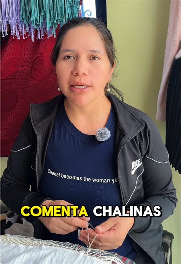 Así se aprende en el taller 🧣 Paso a paso, con práctica real Comenta CHALINA #Chalinas #AprenderUnOficio #Latacunga #ArtesaniaAndina #EmprenderEcuador