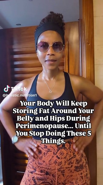 Your body isn’t “working against you”. It’s responding to hormonal changes you were never properly taught about. 🤍 During perimenopause, oestrogen starts to fluctuate. Not just drop — fluctuate. Up one day. Down the next. And that hormonal chaos changes where your body prefers to store fat. Instead of your hips and thighs, more weight gathers around your middle. Your belly feels softer. Your waist thickens. Your clothes fit differently — even if you’re eating the same. 😩 It’s frustrating. And 