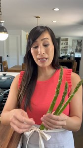 🌱 Did you know? Your beloved asparagus can turn stringy! 🧵 But worry not, here's why and how to prevent it! 😊👇 Asparagus can become stringy due to overcooking or staying on the store shelf for too long. To keep your veggie delight tender and delicious, make sure to cook it just enough to maintain its crispness. 🌬️💚 #FoodFacts #AsparagusTips #KitchenHacks | Jessica Gavin