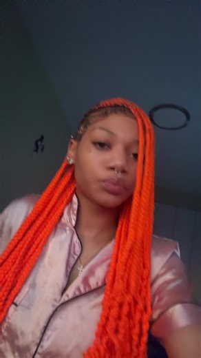 Caleyahhhh (@caleyahhhh0)’s videos with Natural Bad Bih - Li Munchiee