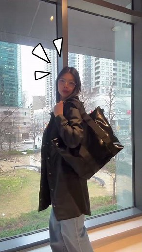 Staying Stylish on Rainy Days: Outfit Ideas feat. RAINS Jacket & Accessories! ☔️