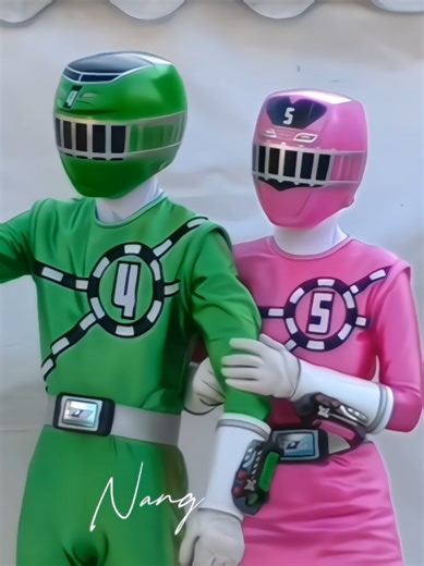 Hikari và Kagura: Khám Phá Đội Siêu Sentai