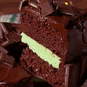 Andes Mints lovers: Who would rather have this than birthday cake?! Full recipe: http://dlsh.it/00Sm5T3 | Delish