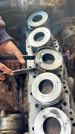 Perfect Piston Install by Old School Legend #shortsfeed #mechanic #fyp #engine #viralshorts