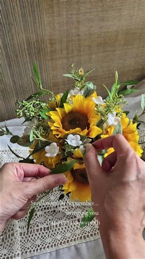Flowers in September #weddingflowers #weddingbouquet #sunflowers #homedecor #flowersforhome #autumnf