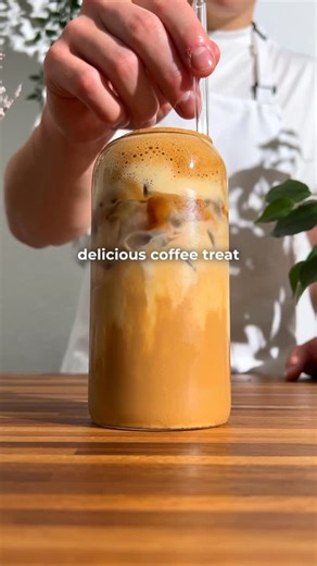 Coffee Recipes & more on Instagram: "Golden Hour Frappé 🤎 Recipe 👇🏽 Recipe: - add to your serving glass: * 3 tsp of instant coffee * 2 tsp of brown sugar * pinch of cinnamon (not too much or it won’t foam up) * pro tip: a pinch of salt * 50 ml / 1 1/2 oz of water (hot or cold) - froth for 1-2 min - add ice cubes - fill up your glass with your milk of choice (optional add some vanilla extract to your milk before pouring in) That’s it. Enjoy! 😁 #instantcoffee #icedcoffee #frappe #latterecipe"