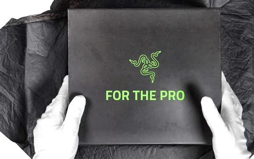 [TheRelaxingEnd] 开箱 Razer盒子