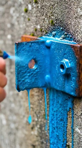 Rusty Fence Bracket Restored Clean Instantly ‼️