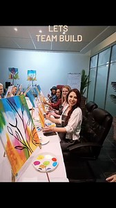 Did you know we private and corporate events? Its never too early took book a Paint Nite for a holiday party! Send us a message or find out more on our private events page! 🎥: @justbe_andpaint #paintnite #paintnitedotcom #teambuilding #privateparty #holidaypartyideas | Paint Nite