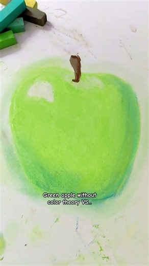 Green apple with and without color theory 💚