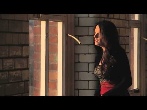 Gráinne Holland - Uiseag Bheag Ruaidh