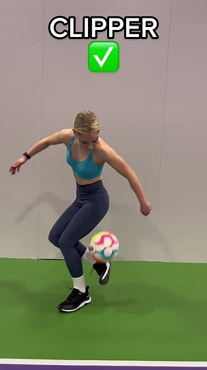 Football Freestyle Skills: Clipper and Slap Techniques