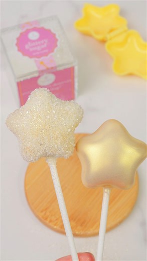 ✨ Ring in the New Year with star-studded sweets ✨ These NYE star cake pops are the perfect treat to enjoy while counting down to midnight 🎉 Clean edges, consistent shapes, and endless decorating options—all shaped using our star cake pop mold ⭐️ A little sparkle, a little sweet, and a whole lot of celebration 🥂 🛍️: www.mylittlecakepopmolds.com 📦: Free US shipping on orders over $75! ‼️: Please note we are on a holiday break and orders will start shipping 1/2/26! #NYECakePops #StarCakePops #C