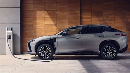 These Are The Top IIHS Crash-Safety Tested EVs - SlashGear