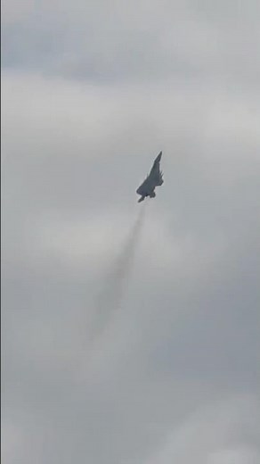 Boeing F-15QA Tail Slide Maneuver #aviation