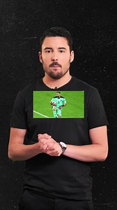 637K views · 7.1K reactions | Pourquoi le gardien ne peut pas prendre le ballon à la main sur la passe d'un coéquipier ? 樂 #gardien #football #mains #regle #Donnarumma | Oh My Goal - France | Facebook