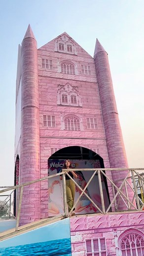 Great Winter Carnival is here!🤩 Witness greater noida First Ever Underwater •Jalpari Show 🧜 •Burj khalifa🗼 •London Bridge 🌉 thrilling rides, shopping, and mouth-watering street food! 📍 Location-Roza golchakar Ajnaara, greater noida west 4 PM to 10 PM | Starts 31st October #greaternoida #noida #carnival #wintercarnival | Renu Bhati