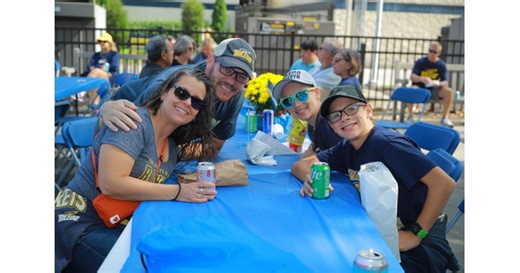 Alumni Association Rocket Forward 2026