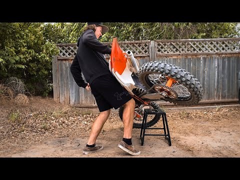 How to put a dirt bike on a stand | How to Ep.6