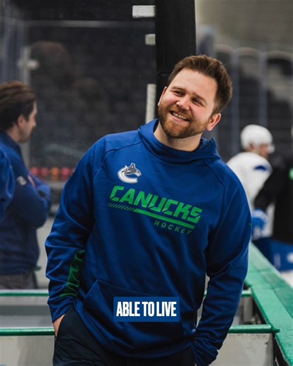 Episode 30: The Life of an Athletic Therapist with Roman Kaszczij 🔈 Chris Faber is joined by #Canucks Head Athletic Therapist Roman Kaszczij to discuss Roman's evolution through the organization, what a typical game day looks like for him, and more! STREAM NOW | canucks.com/podcast | Vancouver Canucks
