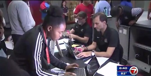 M-DCPS, T-Mobile team up to provide free Wi-Fi hotspots to 35,000 students - WSVN 7News | Miami News, Weather, Sports | Fort Lauderdale