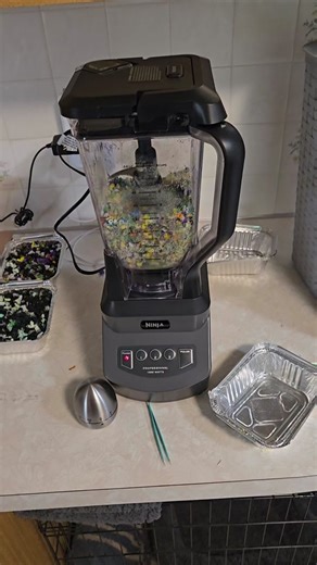 Simple process for melting PLA poop into silicone molds! #poop #bambu...