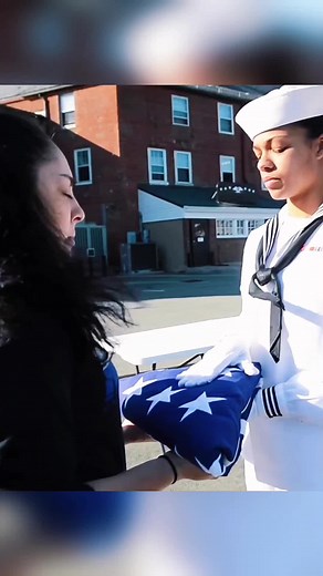 Forever honor the noble honor of fallen soldiers in the army