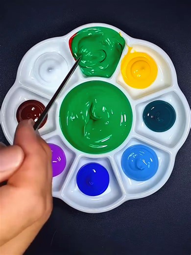 Mixing Green into different colors ? #asmr #colors #colormixing #coloringasmr #satisfyingvideo
