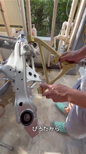 Use BNR32 lower control arms when running BNR32 knuckles on an S13 subframe #240sx#BNR32#180sx