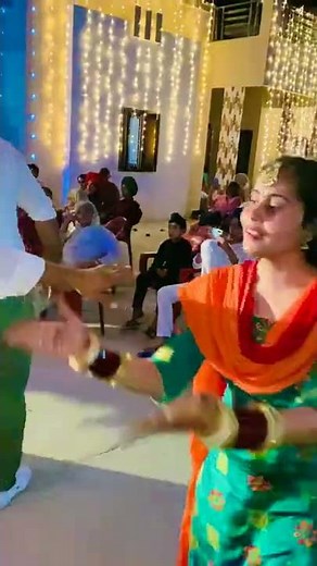 Vicky & Preet da pangra