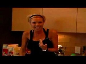 VICTORIA BECKHAM COOKING