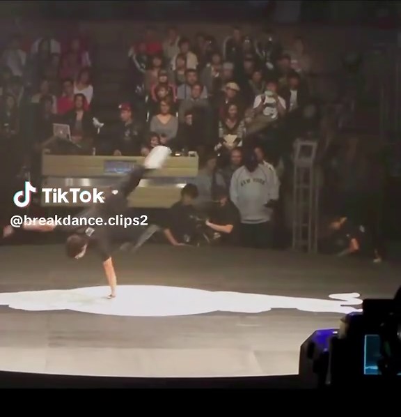 insane breakdance moments 🤯 🤯 part:120 #breakdance #breakdancing #fyp #viral #blowthisupforme #xcyzba