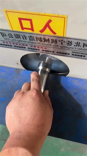 Automatic polishing and grinding of belt sander tool holders