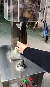 Wine Bottles ROPP Capping machine Semi-automatic screw capper for glass bottles caps closing