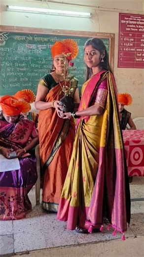 मराठी भाषा गौरव दिनानिमित्त मराठी भाषेचे महत्व -पथक चर्चा( अकलूज )