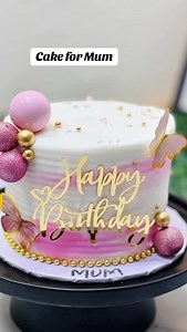 A pretty cake made specially for Mum 🌸 Simple, elegant and full of love. Price: 35k Height: 4 inches Location: Akure #cakesinakure #momcake #akurebaker #cakeformum | f3t_confectionery